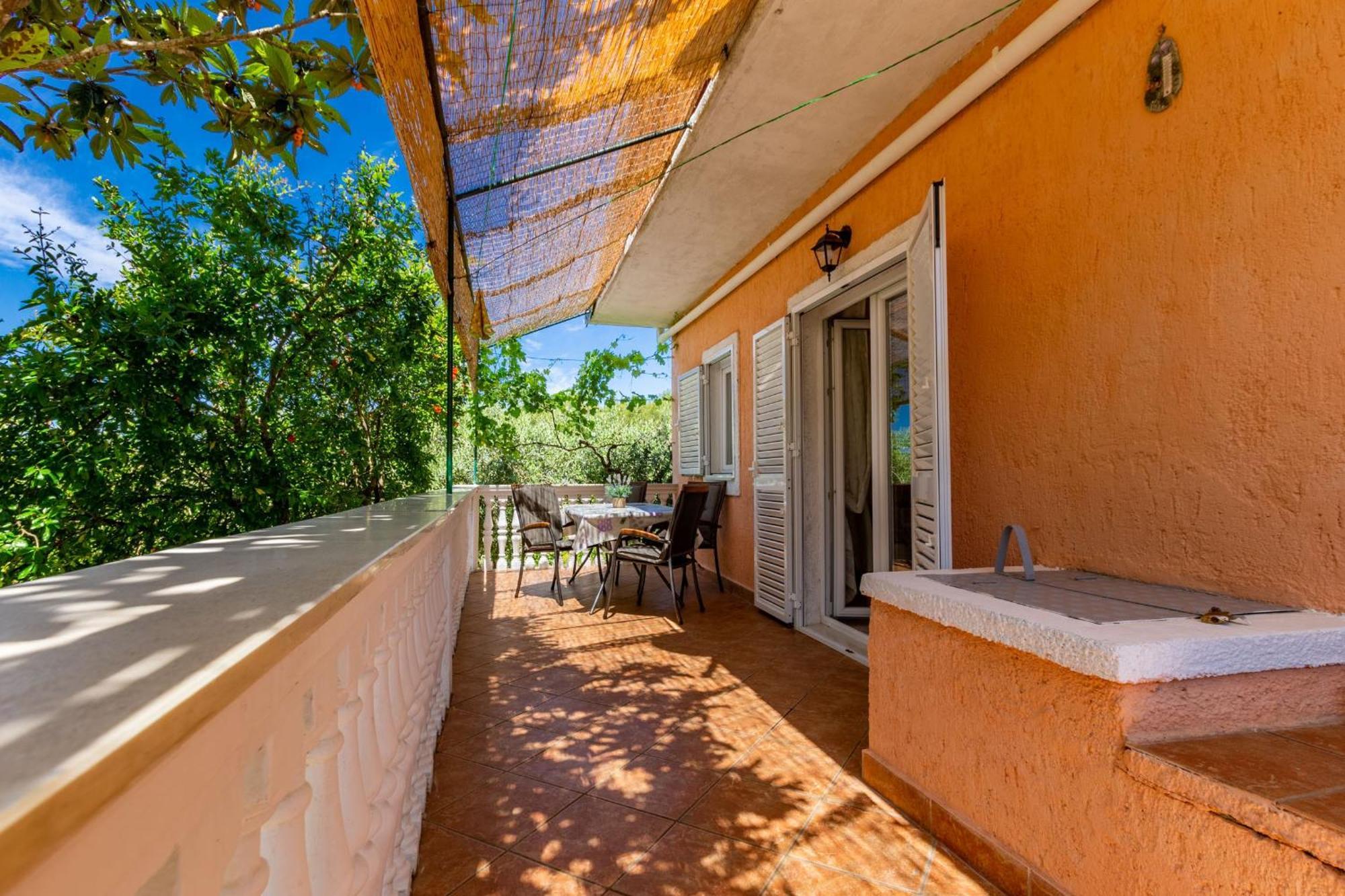 Holiday Home Flora Задар Екстериор снимка