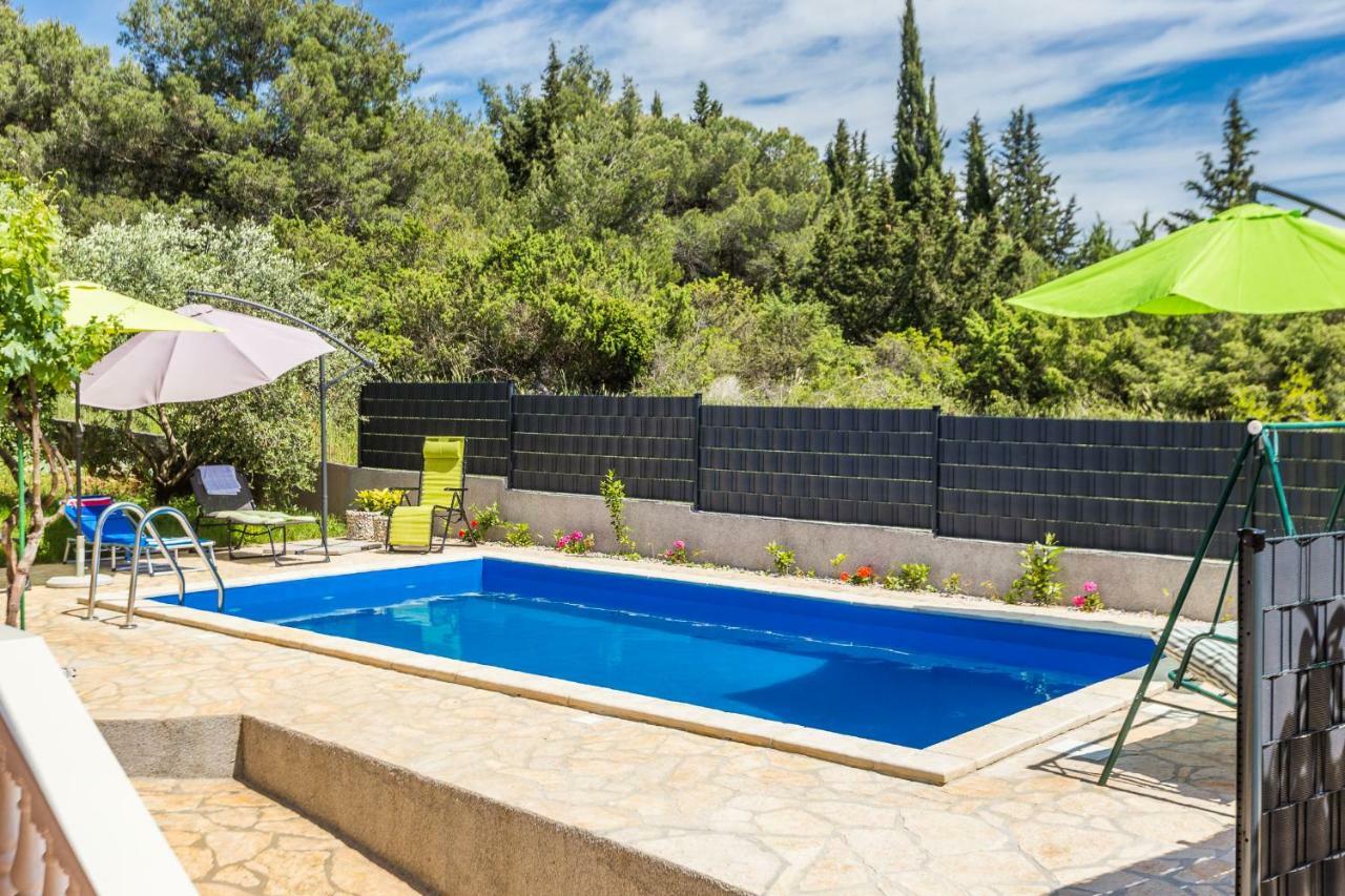 Holiday Home Flora Задар Екстериор снимка