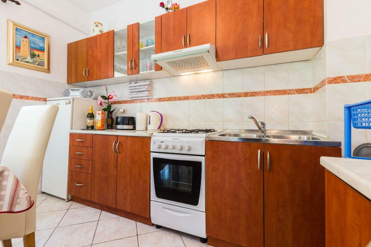 Holiday Home Flora Задар Екстериор снимка